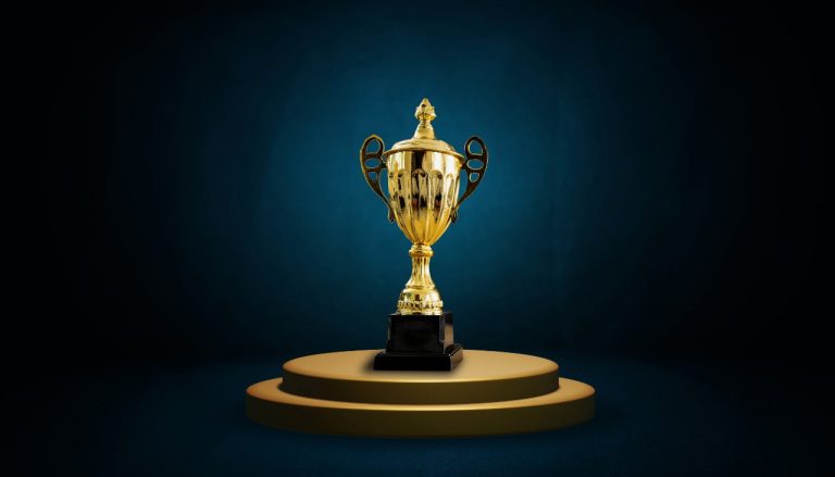 Merangkak Menuju Rekor Dunia, Harga Emas Fisik JFXGOLD X Bersiap Duduki Posisi US$ 3.500/Toz